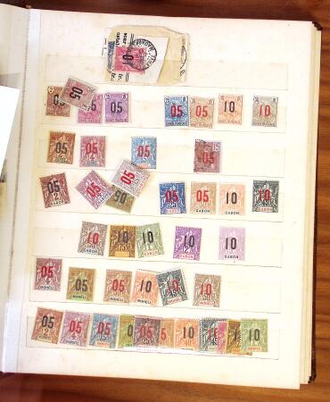 1880-1940, Lot de colonies en deux classeurs, deux chemises