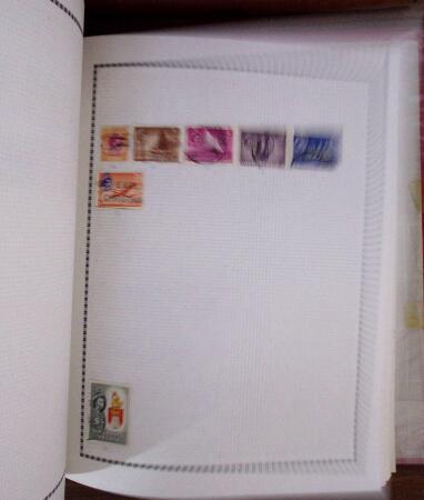 1860-1970, Small all-world estate in two albums, noted