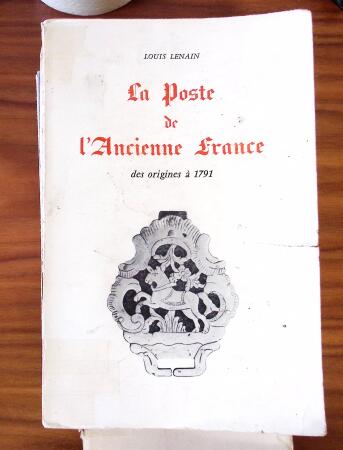 Petite BIBLIOTHEQUE dont les deux volumes de l'Encyclopédie