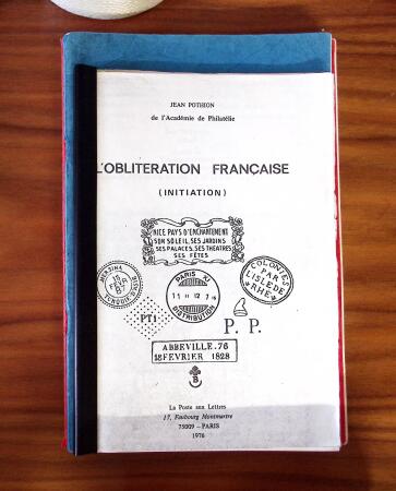 Petite BIBLIOTHEQUE dont les deux volumes de l'Encyclopédie