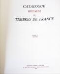Petite BIBLIOTHEQUE dont les deux volumes de l'Encyclopédie
