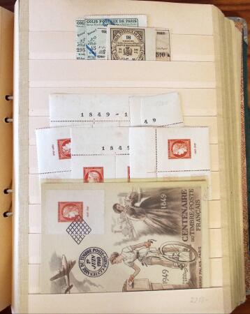 Ancien stock marchand avec surtout millésimes, carnets,