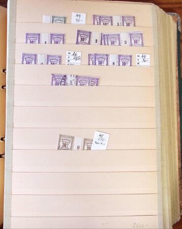 Ancien stock marchand avec surtout millésimes, carnets,