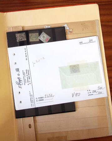 Ancien stock marchand avec surtout millésimes, carnets,