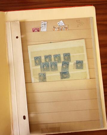 Ancien stock marchand avec surtout millésimes, carnets,