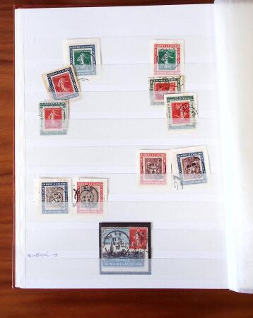 Ancien stock marchand avec surtout millésimes, carnets,