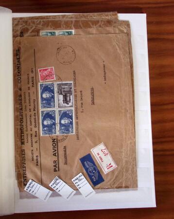 Ancien stock marchand avec surtout millésimes, carnets,