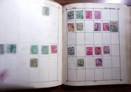 1850-1990, Small estate in various albums and boxes,