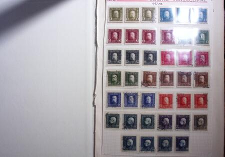 1850-1990, Small estate in various albums and boxes,