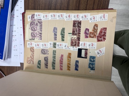 1900-1970, Ancien stock marchand en 3 classeurs de