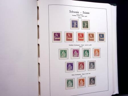 1850-1977 Reichhaltige Sammlung Schweiz in drei Leuchtturm