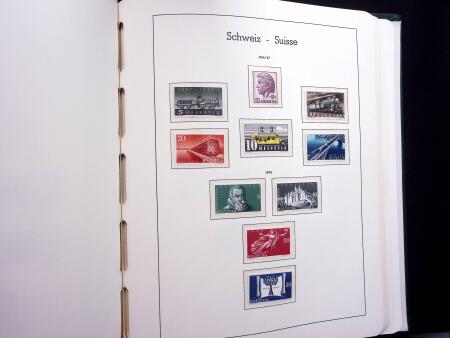 1850-1977 Reichhaltige Sammlung Schweiz in drei Leuchtturm