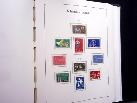 1850-1977 Reichhaltige Sammlung Schweiz in drei Leuchtturm