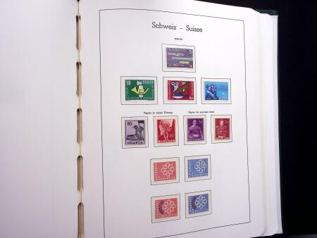 1850-1977 Reichhaltige Sammlung Schweiz in drei Leuchtturm