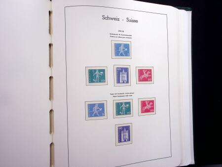1850-1977 Reichhaltige Sammlung Schweiz in drei Leuchtturm