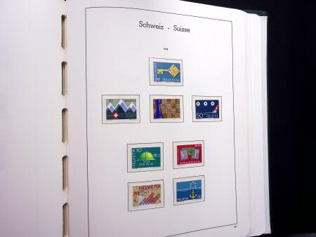 1850-1977 Reichhaltige Sammlung Schweiz in drei Leuchtturm