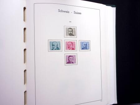 1850-1977 Reichhaltige Sammlung Schweiz in drei Leuchtturm