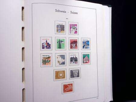 1850-1977 Reichhaltige Sammlung Schweiz in drei Leuchtturm