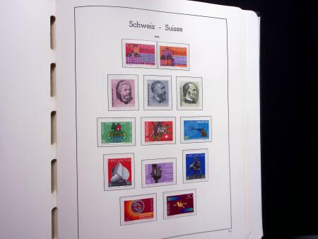 1850-1977 Reichhaltige Sammlung Schweiz in drei Leuchtturm