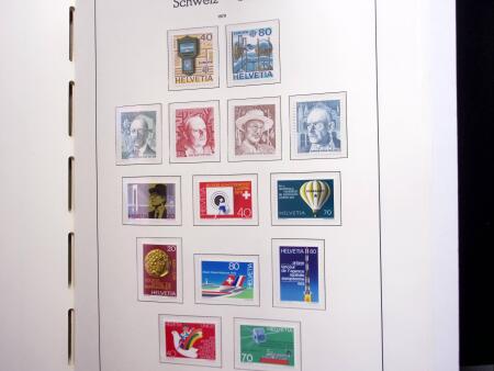 1850-1977 Reichhaltige Sammlung Schweiz in drei Leuchtturm