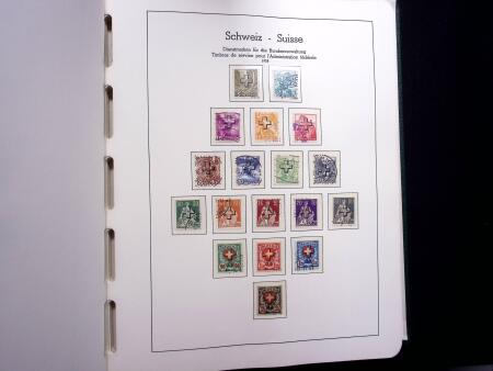1850-1977 Reichhaltige Sammlung Schweiz in drei Leuchtturm
