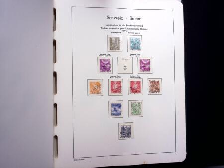1850-1977 Reichhaltige Sammlung Schweiz in drei Leuchtturm