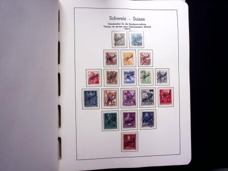 1850-1977 Reichhaltige Sammlung Schweiz in drei Leuchtturm