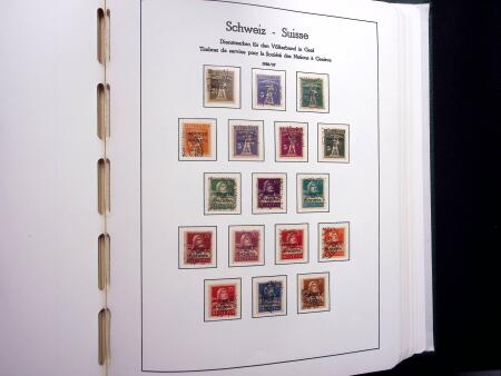 1850-1977 Reichhaltige Sammlung Schweiz in drei Leuchtturm