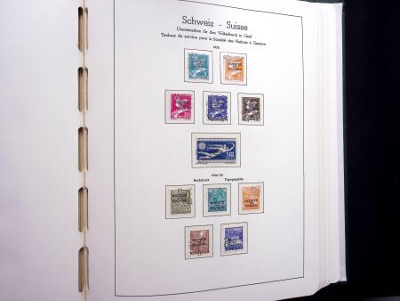 1850-1977 Reichhaltige Sammlung Schweiz in drei Leuchtturm