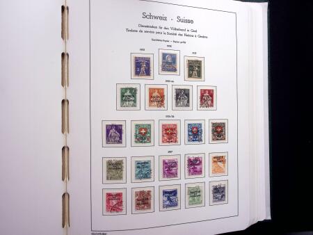 1850-1977 Reichhaltige Sammlung Schweiz in drei Leuchtturm