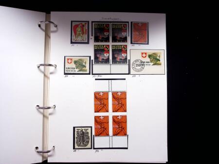 1939-45, Gut Ausgebaute Sammlung Schweiz in 9 Alben