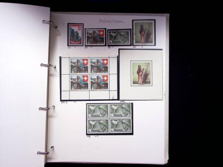 1939-45, Gut Ausgebaute Sammlung Schweiz in 9 Alben