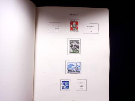 1939-45 Soldatenmarken Sammlung, gebraucht, in zwei