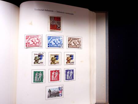 1939-45 Soldatenmarken Sammlung, gebraucht, in zwei