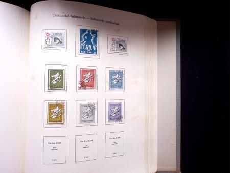 1939-45 Soldatenmarken Sammlung, gebraucht, in zwei