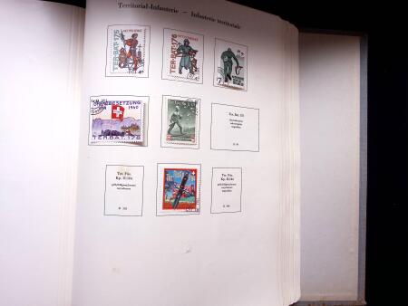 1939-45 Soldatenmarken Sammlung, gebraucht, in zwei