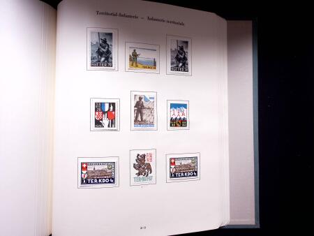 1939-45 Soldatenmarken Sammlung, ungebraucht, in zwei
