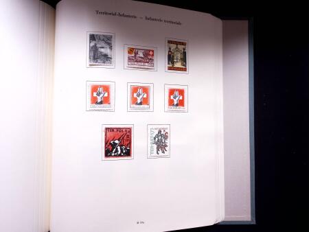 1939-45 Soldatenmarken Sammlung, ungebraucht, in zwei
