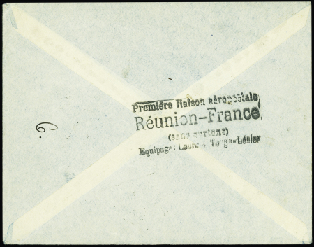 Réunion n°113 + 116 + PA1 OBL Saint Denis sur lettre recommandée avec au verso griffe noire de la première liaison aéropostale Réunion - France (Muller n°5). TB
