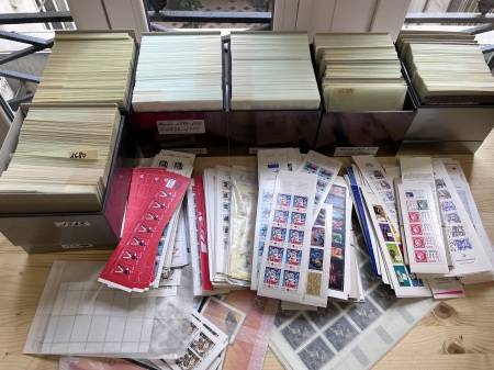 1960-2000env., Important stock de faciale en deux grandes