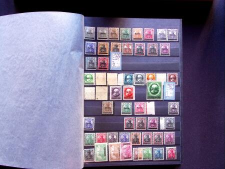 1920-48 Mint & used collection in one stockbook, some