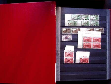 1920-48 Mint & used collection in one stockbook, some