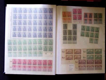 1920-55 Mint and used stock in seven stockbooks with