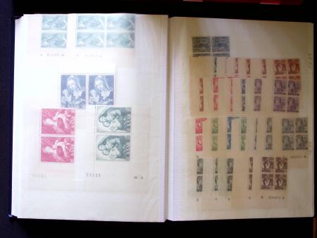 1920-55 Mint and used stock in seven stockbooks with