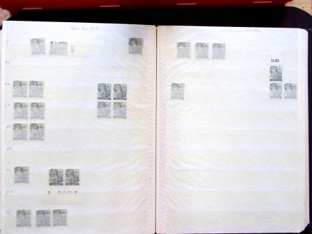 1947 SAAR II issue: Mint duplication in three stockbooks,