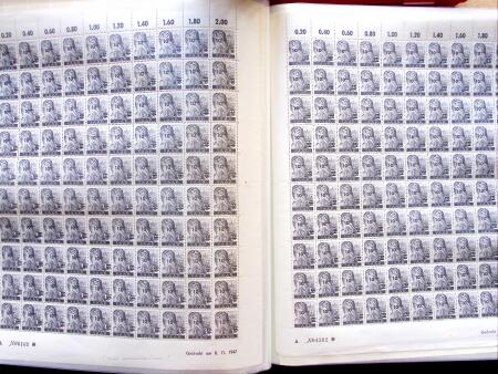 1947 SAAR II issue: Mint duplication in three stockbooks,