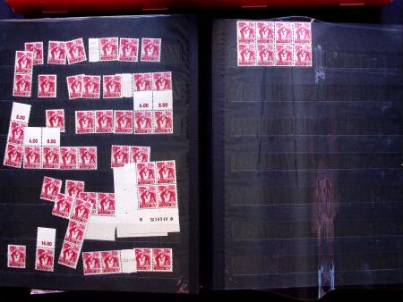 1947 SAAR I issue: Mint duplication in two stockbooks,