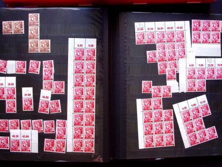 1947 SAAR I issue: Mint duplication in two stockbooks,