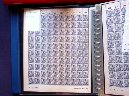 1947 SAAR I issue: Mint duplication in two stockbooks,