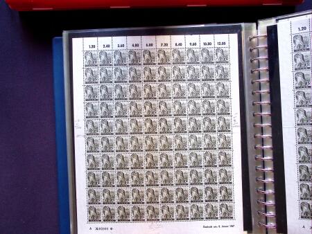 1947 SAAR I issue: Mint duplication in two stockbooks,